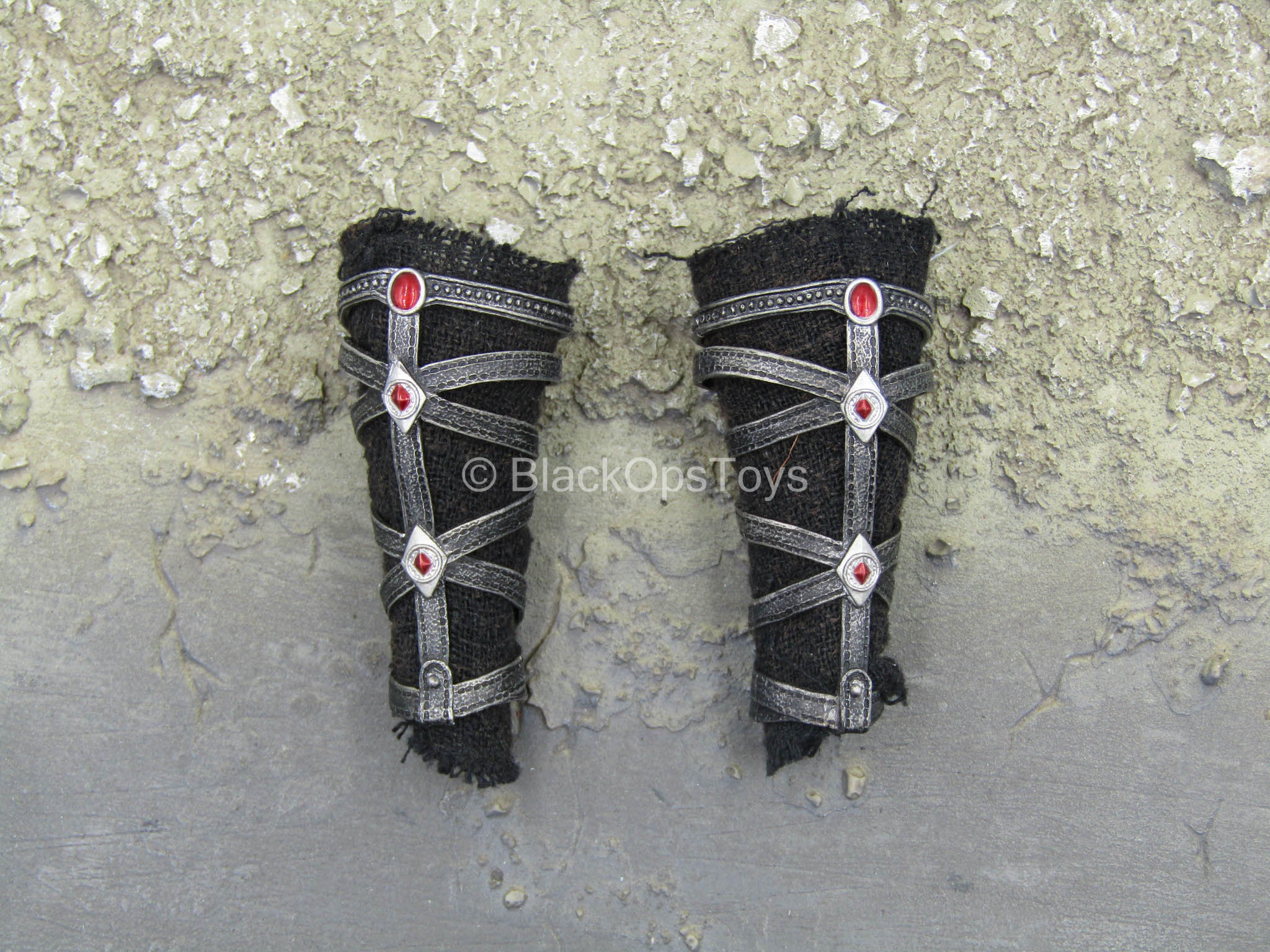 Anubis - Male Leg Armor w/Cloth