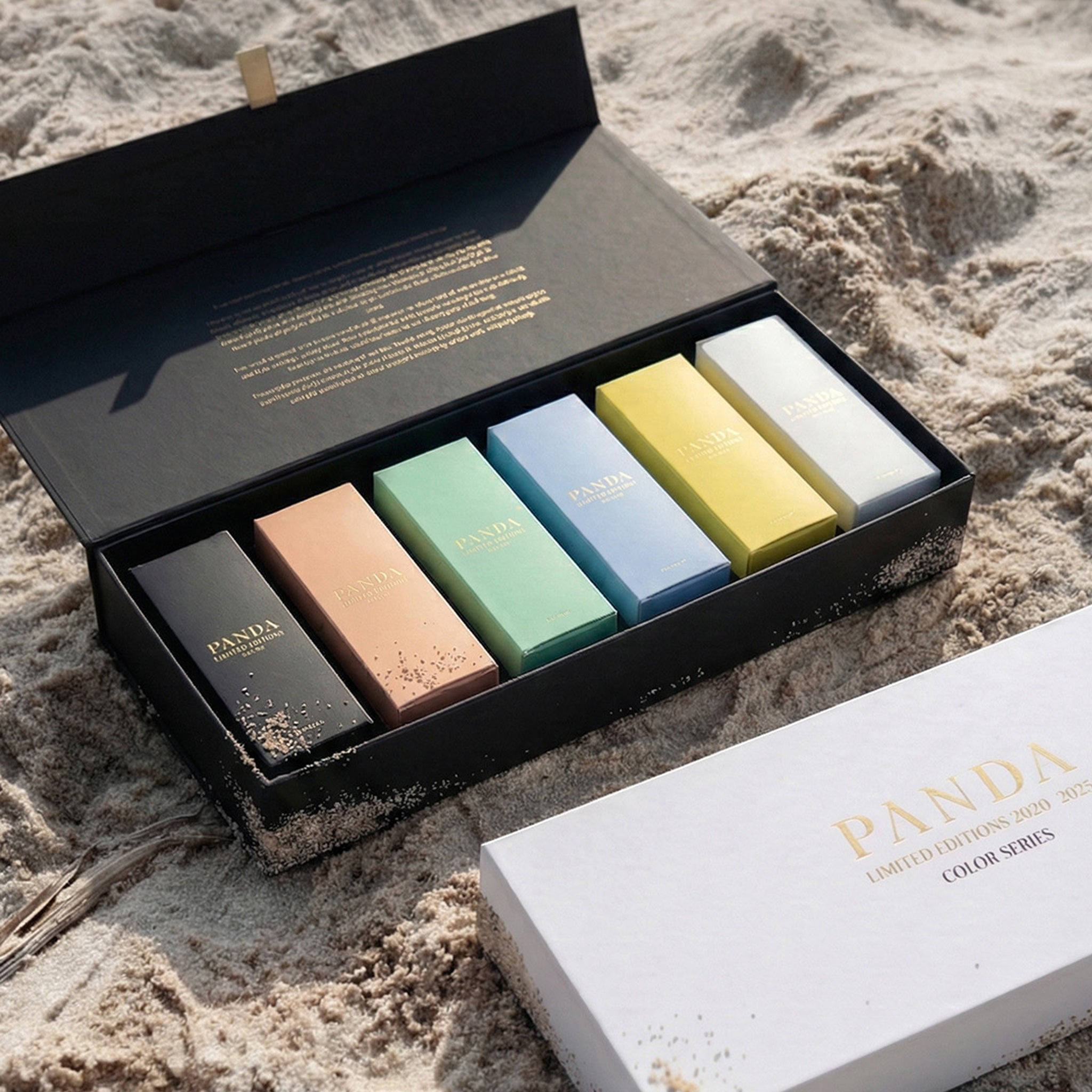 Coffret Collector Panda Gin avec les six éditions de la série Colors